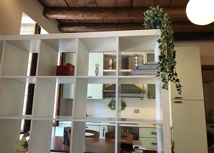 Bed On The Monolocale Vista كومو